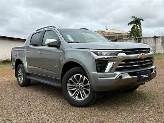 CHEVROLET S10 2.8 16V TURBO DIESEL HIGH COUNTRY CD 4X4 AUTOMÁTICO CHEVROLET S10 2.8 16V TURBO DIESEL HIGH COUNTRY CD 4X4 AUTOMÁTICO